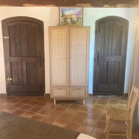 Au Pied Des Cévennes - Domaine Les Terres Aoyama 4*