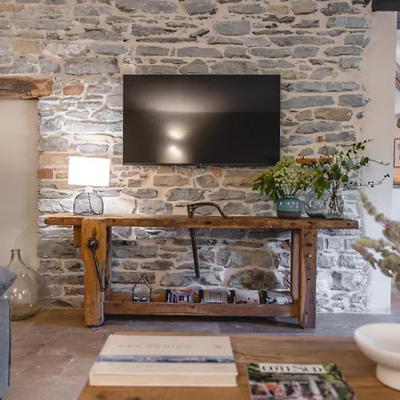 Au Pied Des Cévennes - Domaine Les Terres Aoyama 4* Saint Julien Les Rosiers