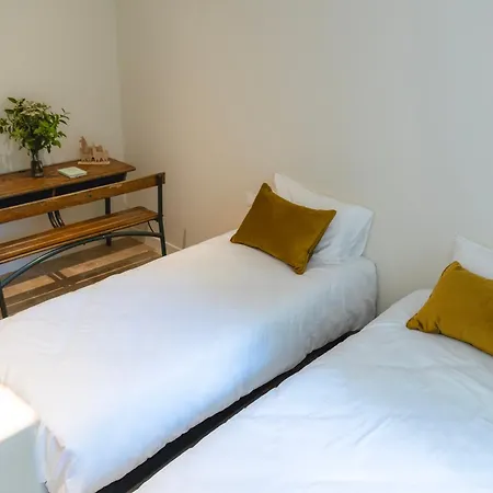 Au Pied Des Cévennes - Domaine Les Terres Aoyama 4*