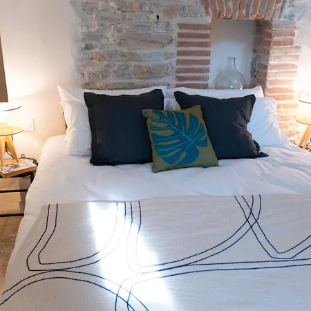 Au Pied Des Cévennes - Domaine Les Terres Aoyama