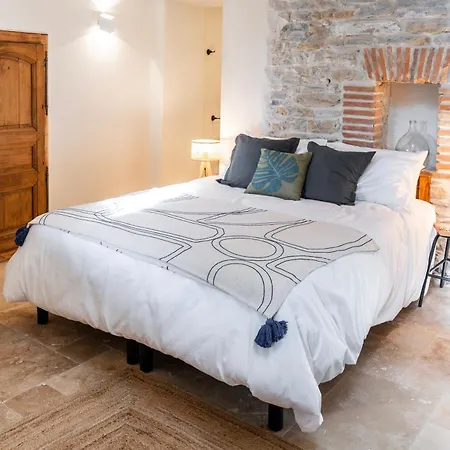 Maison d'hôtes Au Pied Des Cévennes - Domaine Les Terres Aoyama