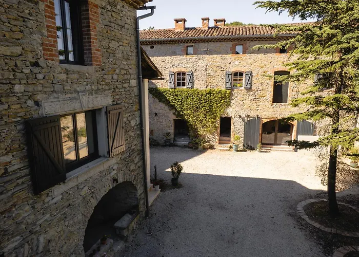 Maison d'hôtes Au Pied Des Cévennes - Domaine Les Terres Aoyama Saint Julien Les Rosiers
