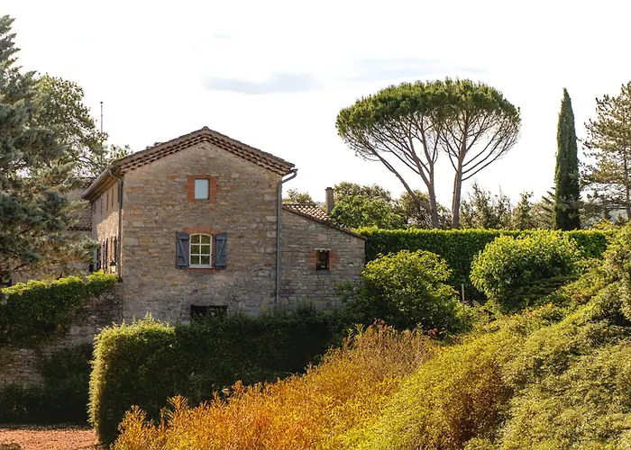 Au Pied Des Cévennes - Domaine Les Terres Aoyama Maison d'hôtes 4*