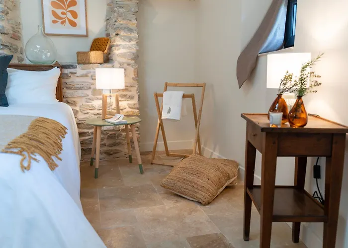 Maison d'hôtes Au Pied Des Cévennes - Domaine Les Terres Aoyama
