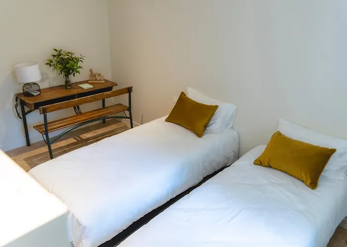 Au Pied Des Cévennes - Domaine Les Terres Aoyama 4*