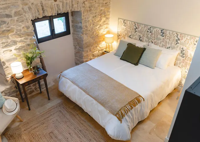 Au Pied Des Cévennes - Domaine Les Terres Aoyama Maison d'hôtes Saint Julien Les Rosiers
