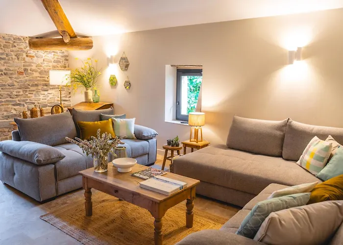 Au Pied Des Cévennes - Domaine Les Terres Aoyama Maison d'hôtes 4*